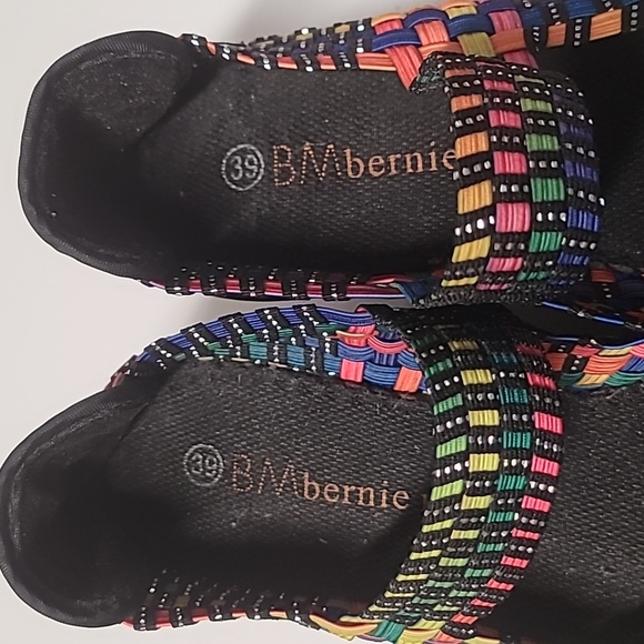 EUC Bernie Mev Go Everywhere Lightweight Colorful Wedges size 39 - Picture 5 of 6